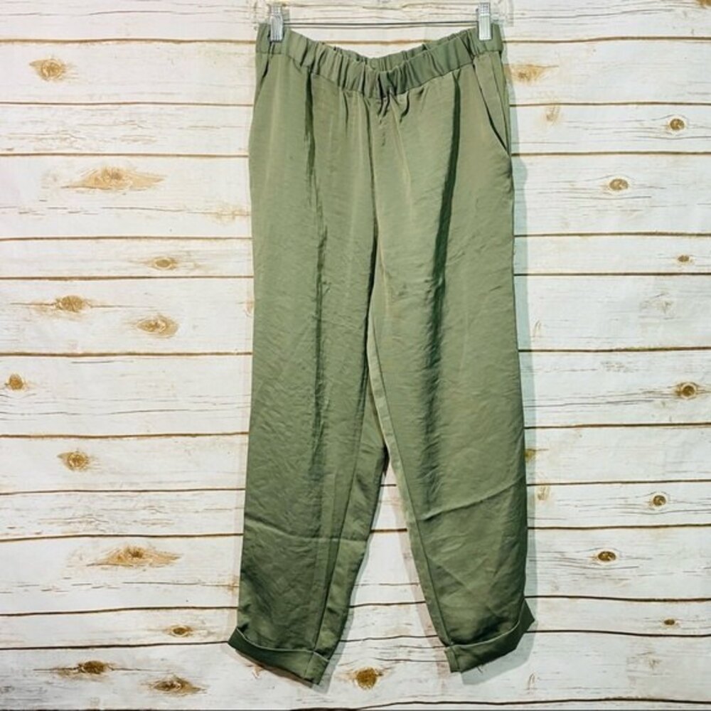 Vince Camuto woman’s green elastic waist,  ankle crop side pockets pants size XS
